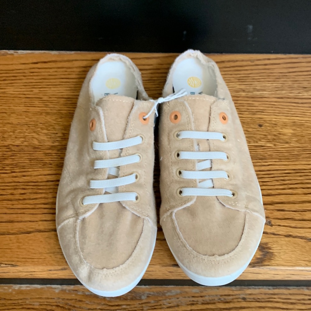 Vionic Beach Womens Breeze Terry Cloth Mule Slip-On Sneakers-Semolina 9.5M - New